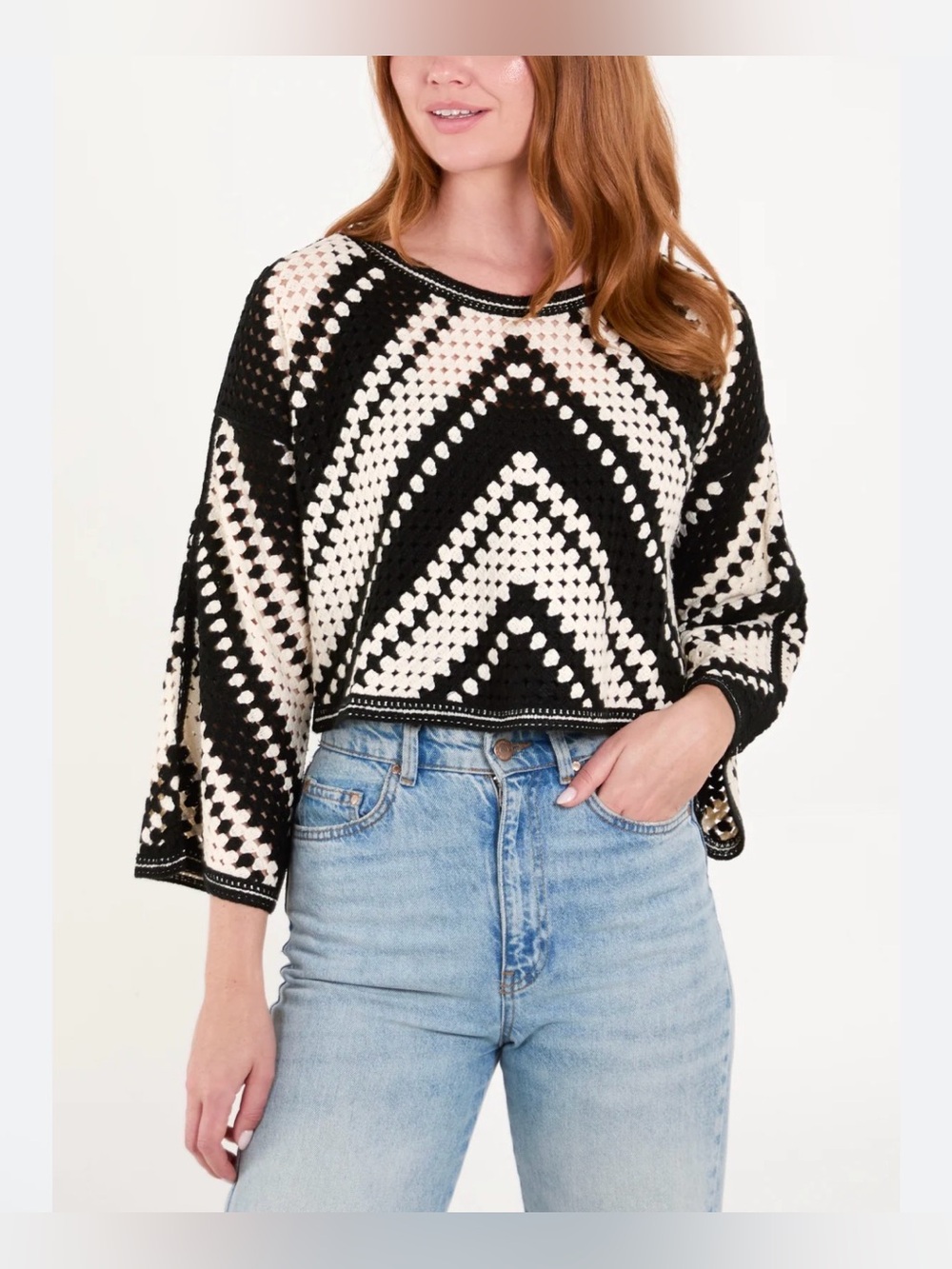 QED London black and white zig zag crochet cropped long sleeve top